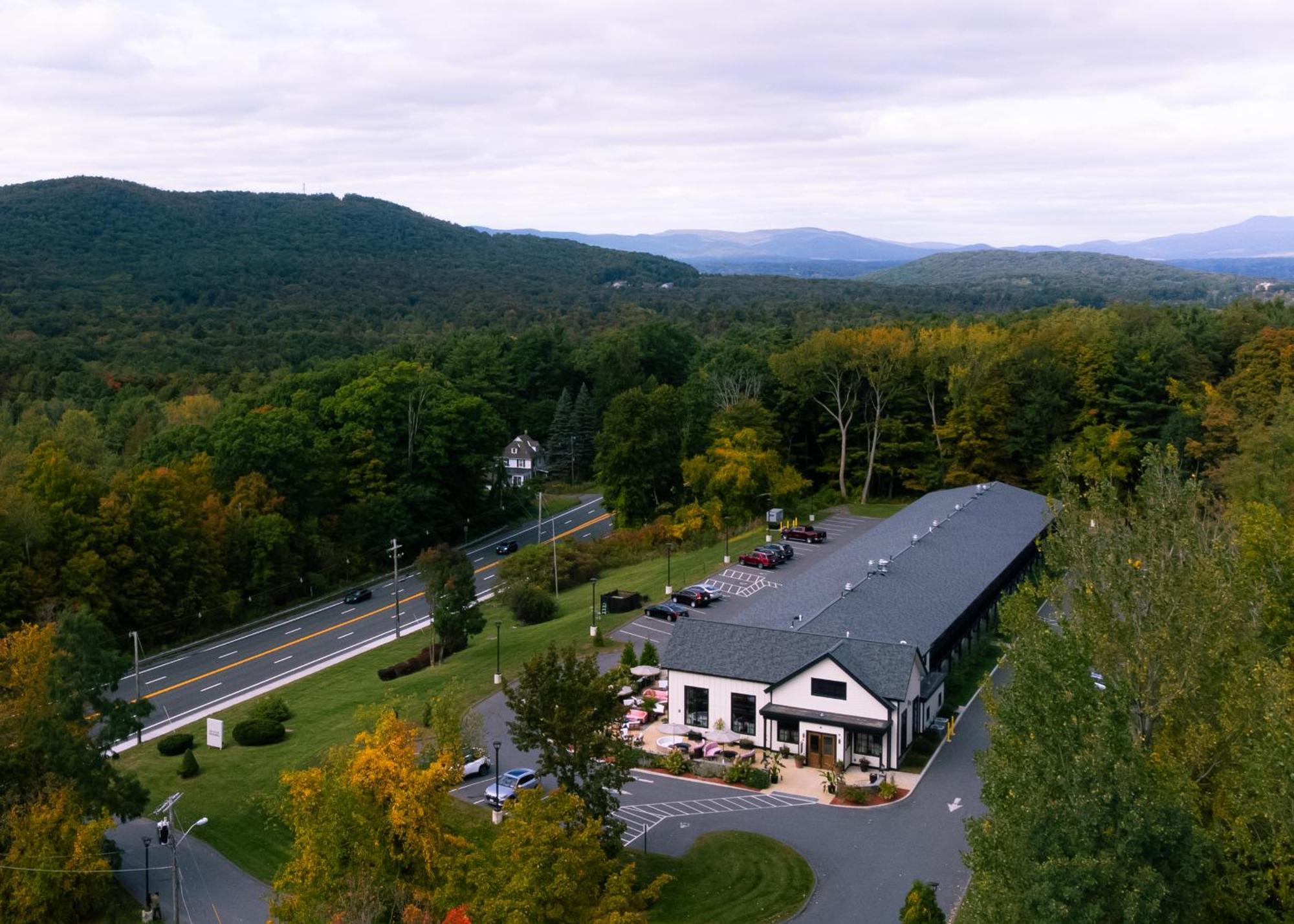 Hotel Berkshires Untold Lenox Zewnętrze zdjęcie